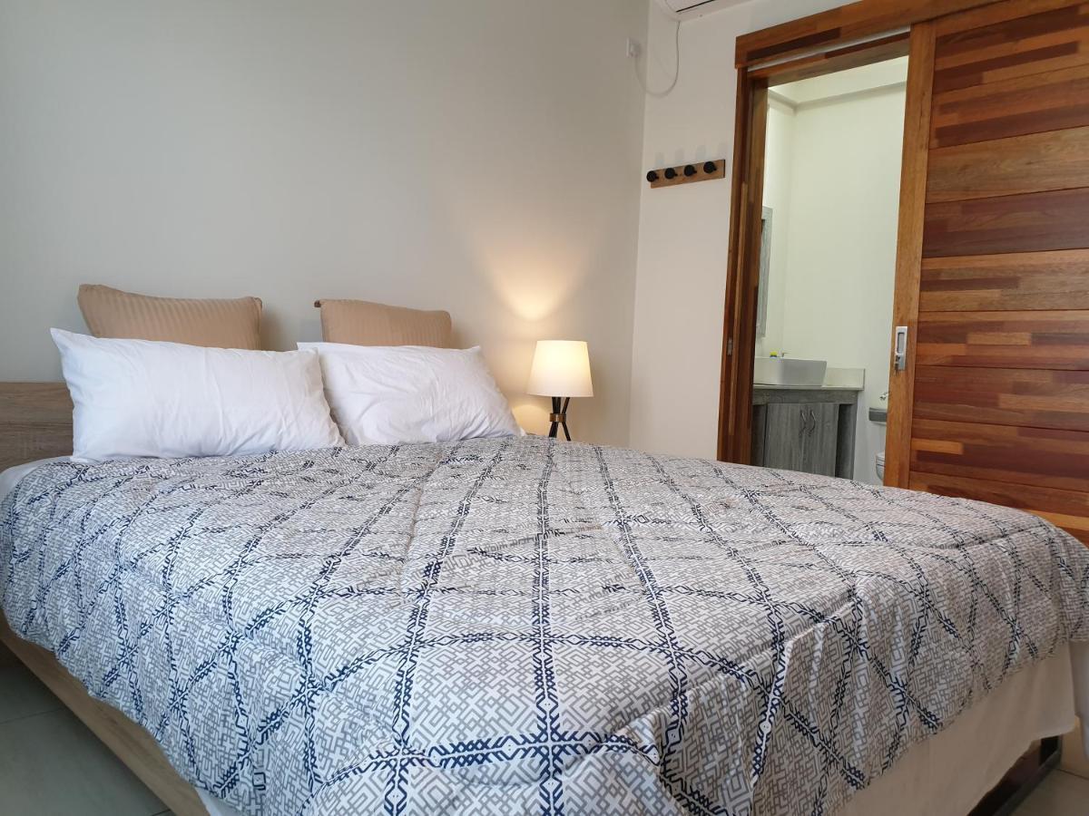 Westwood Luxury Penthouse With Private Roof Top Ref 15847 Flic en Flac Exterior photo