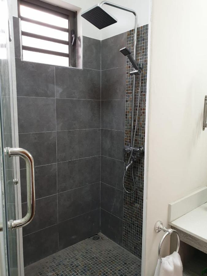 Westwood Luxury Penthouse With Private Roof Top Ref 15847 Flic en Flac Exterior photo